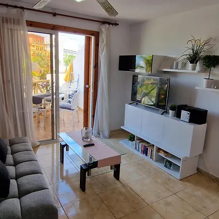 Apartment Beachfront No 1 With Heated Pool, Close To Sea And Beach, Balcony, Wifi